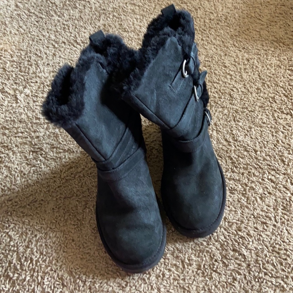 Ugg black boots